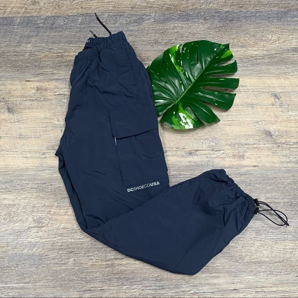 DC Other - DC Shoe Co USA Net Lined Windbreaker Pants Size Small